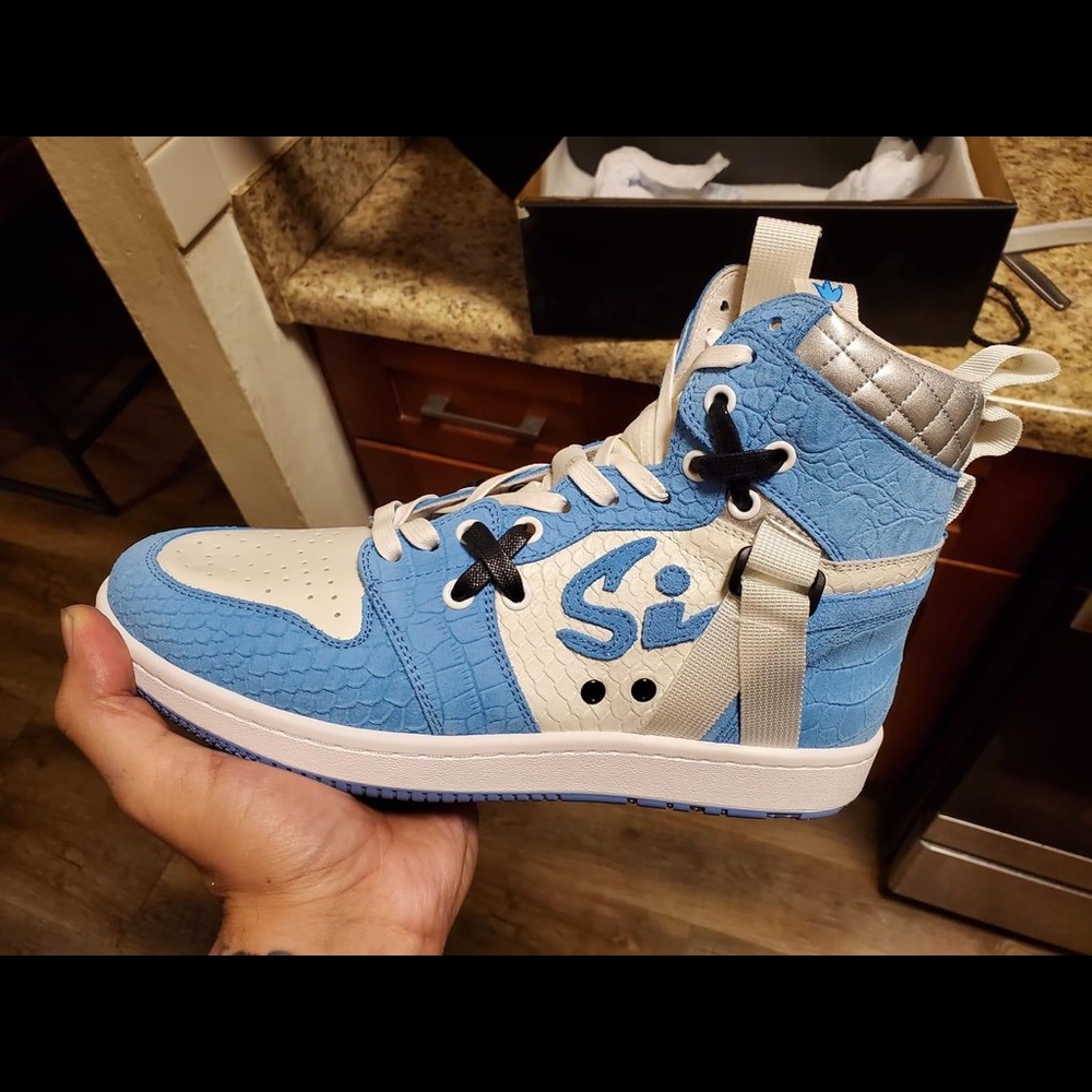 Sia Collective Cold Summer size 8 - $300.